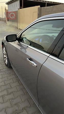 کرایسلەر 300